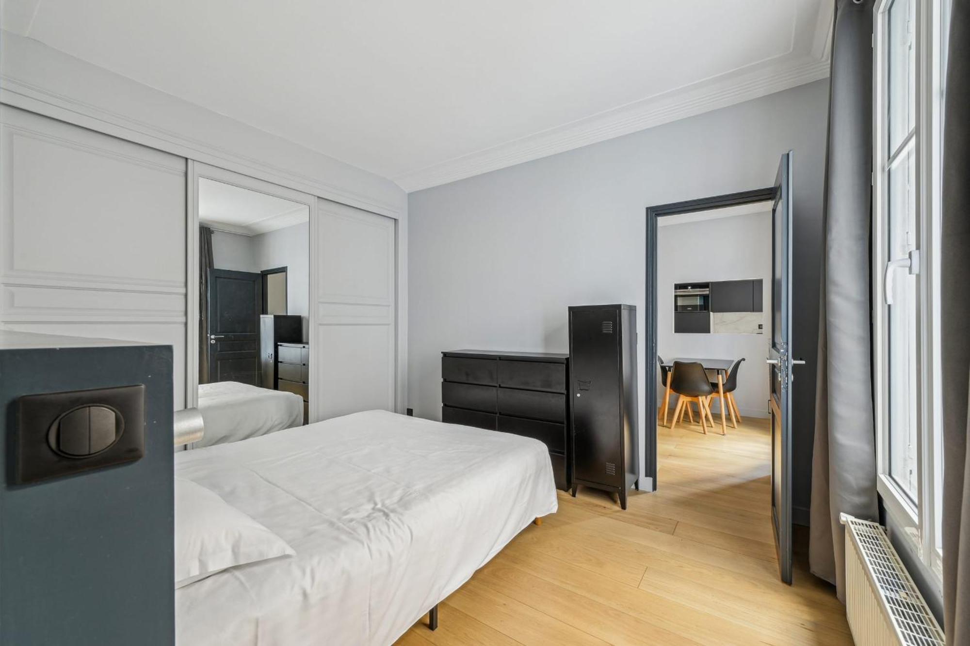 Terne Maillot - Gaston Bertandeau 1dbr Apartment Paris