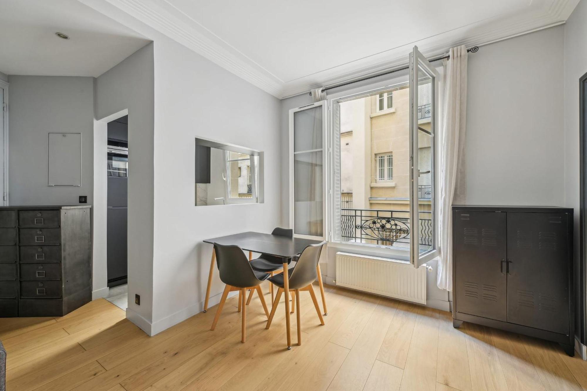 Apartment Terne Maillot - Gaston Bertandeau 1dbr Paris